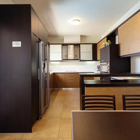 Domus Eleon Luxury Вилла Ретимно